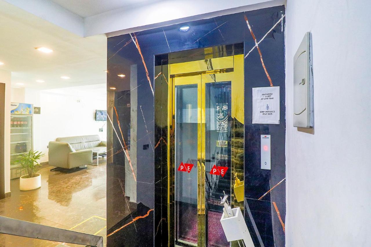 Fabhotel Kiara The Private Suites Делхи Екстериор снимка