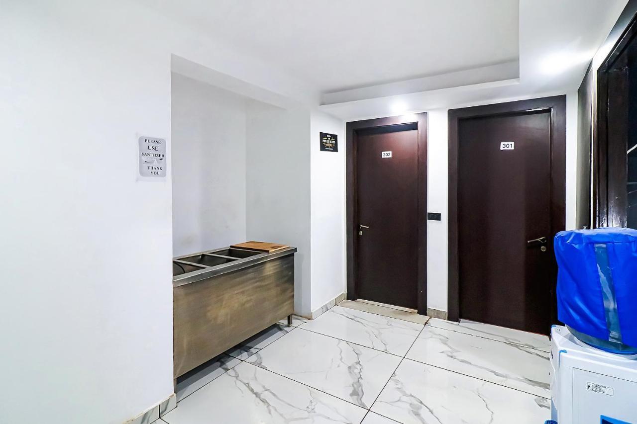 Fabhotel Kiara The Private Suites Делхи Екстериор снимка
